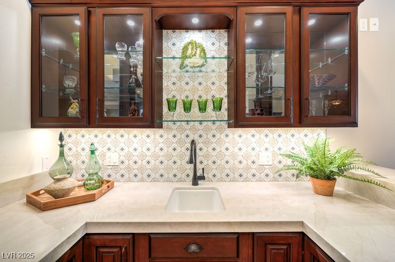9135 Hickam Avenue Las Vegas, NV 89129 - Photo 21 of 75 Bar with tasteful backsplash