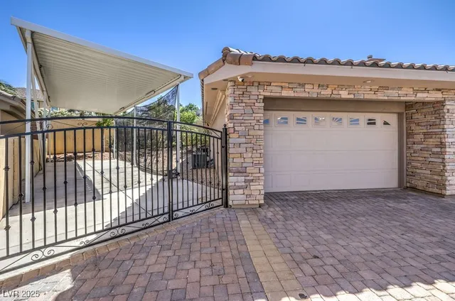 $2,250,000 | 9135 Hickam Avenue, Las Vegas, NV 89129