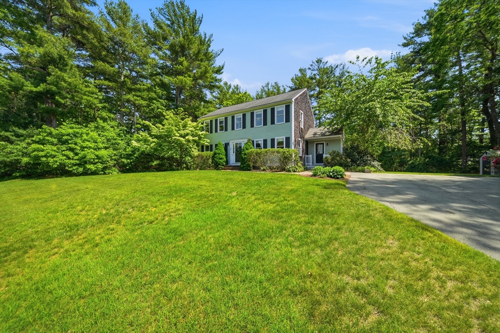 29 Walter Faunce Road Kingston, MA 02364 - Photo 2 of 38