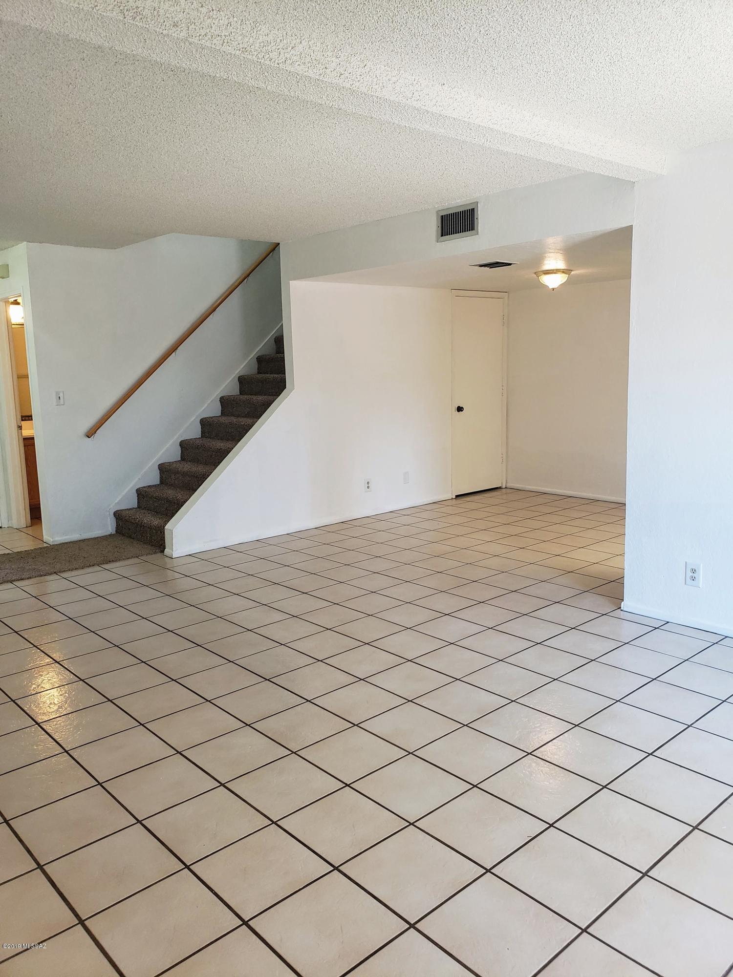 1543 East Prince Road Tucson, AZ 85719 - Photo 3 of 29