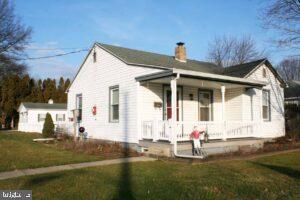 501 Front Street Lititz, PA 17543 - Photo 2 of 26 Gallery Image 2