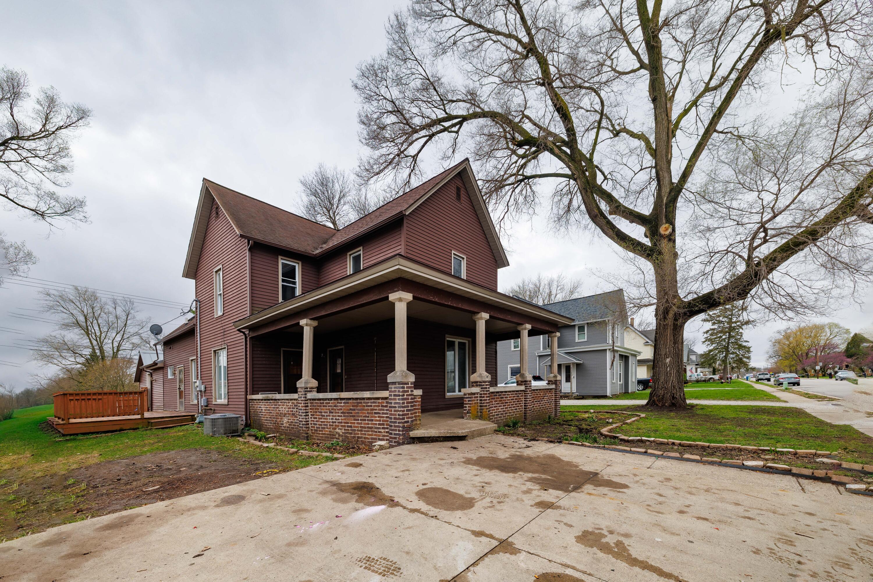 321 East Main Street Brook, IN 47922 - Photo 32 of 44 3000x2000