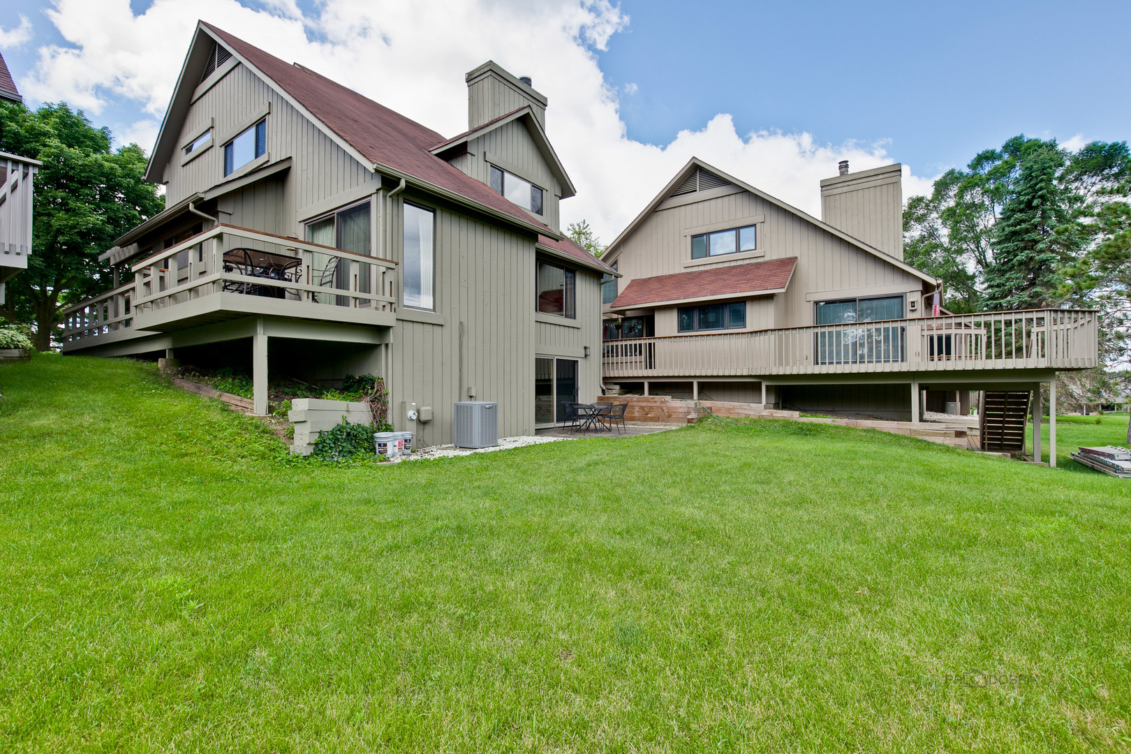 4112 White Ash Road Crystal Lake, IL 60014 - Photo 2 of 31