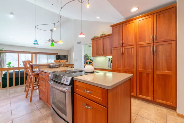 $350,000 | 1430 Sylvan Court, Freeport, IL 61032