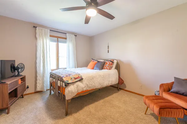 $350,000 | 1430 Sylvan Court, Freeport, IL 61032