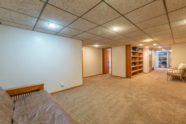 $350,000 | 1430 Sylvan Court, Freeport, IL 61032