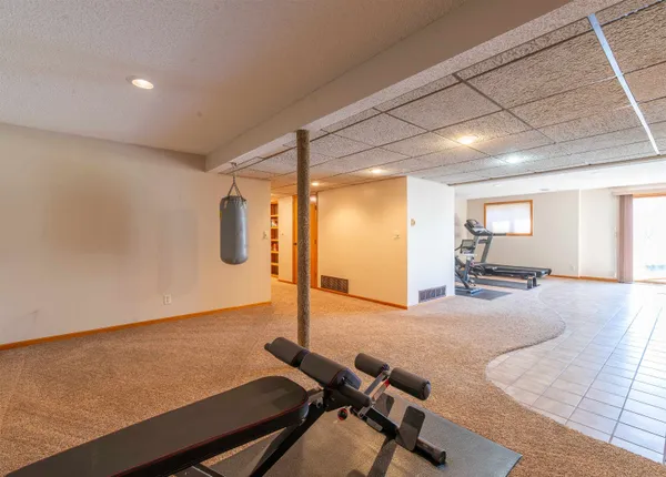 $350,000 | 1430 Sylvan Court, Freeport, IL 61032