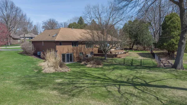 $350,000 | 1430 Sylvan Court, Freeport, IL 61032