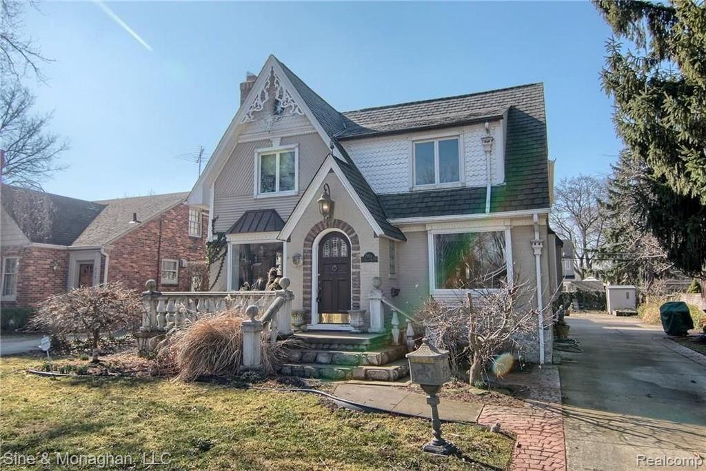 951 Roslyn Road Grosse Pointe Woods, MI 48236 - Photo 29 of 29
