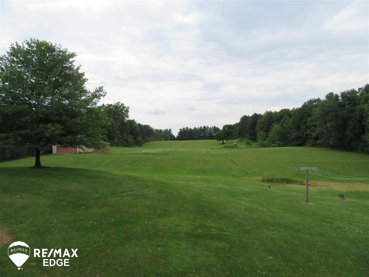 12523 East Bristol Road Davison, MI 48423 - Photo 31 of 57 21463795-30.JPG