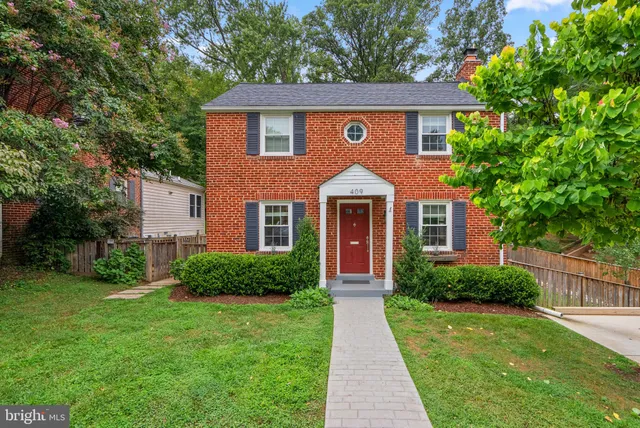 $799,000 | 409 Penwood Road, Silver Spring, MD 20901