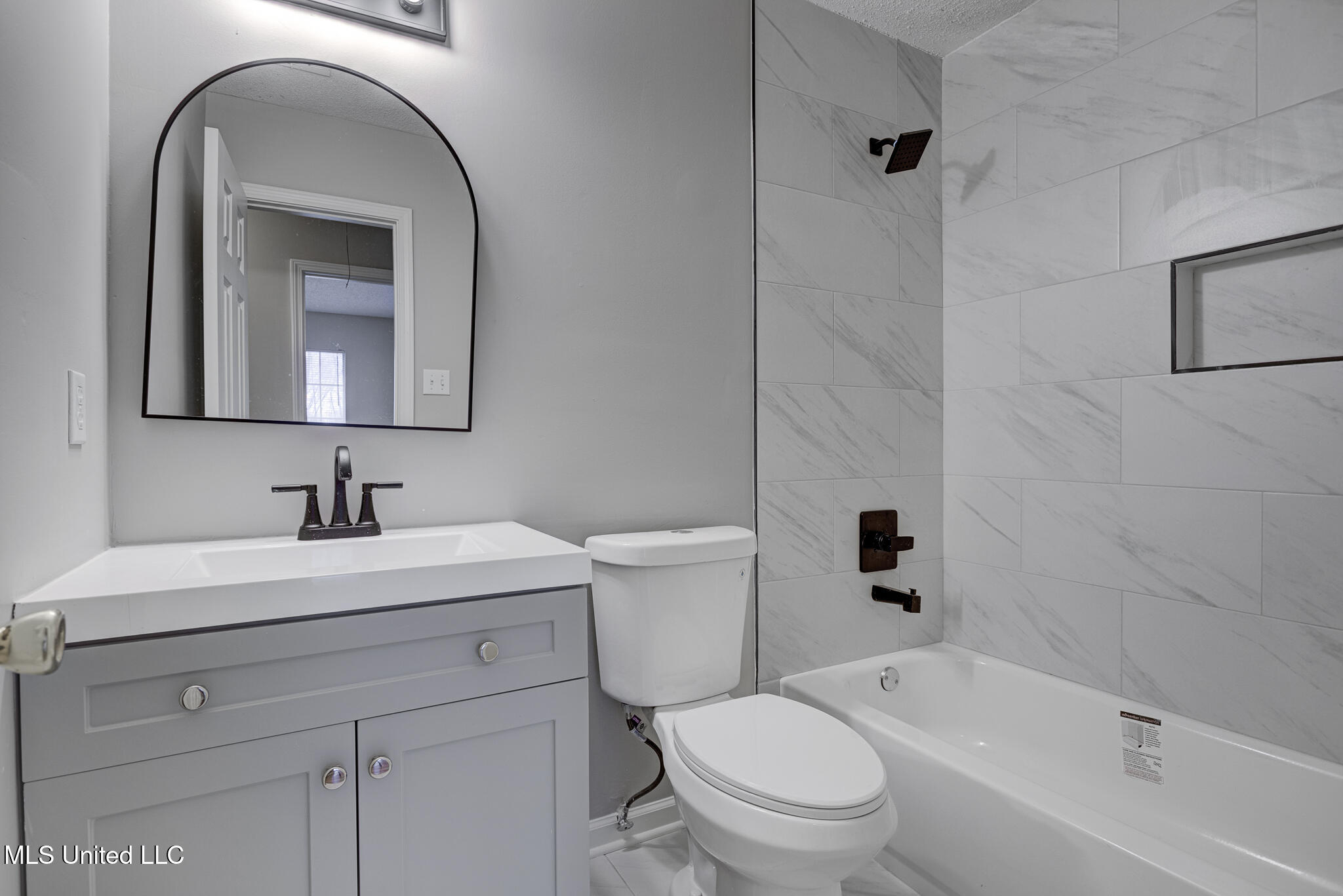 5750 Sparrow Run Olive Branch, MS 38654 - Photo 15 of 27 IMG_3770_1_2_3_4