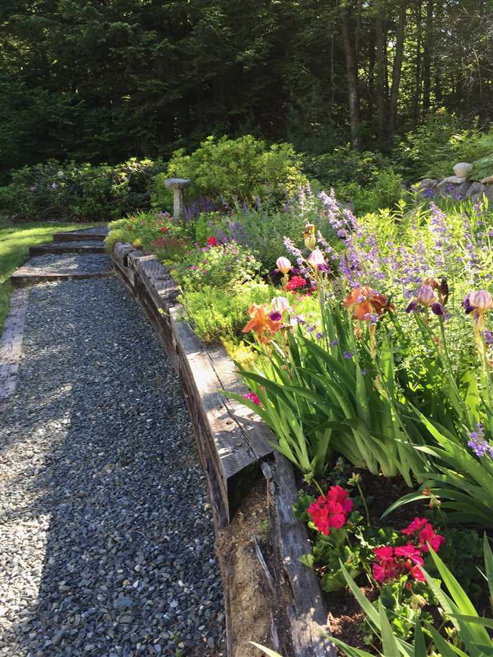 152 Ridge Road New London, NH 03257 - Photo 31 of 34
