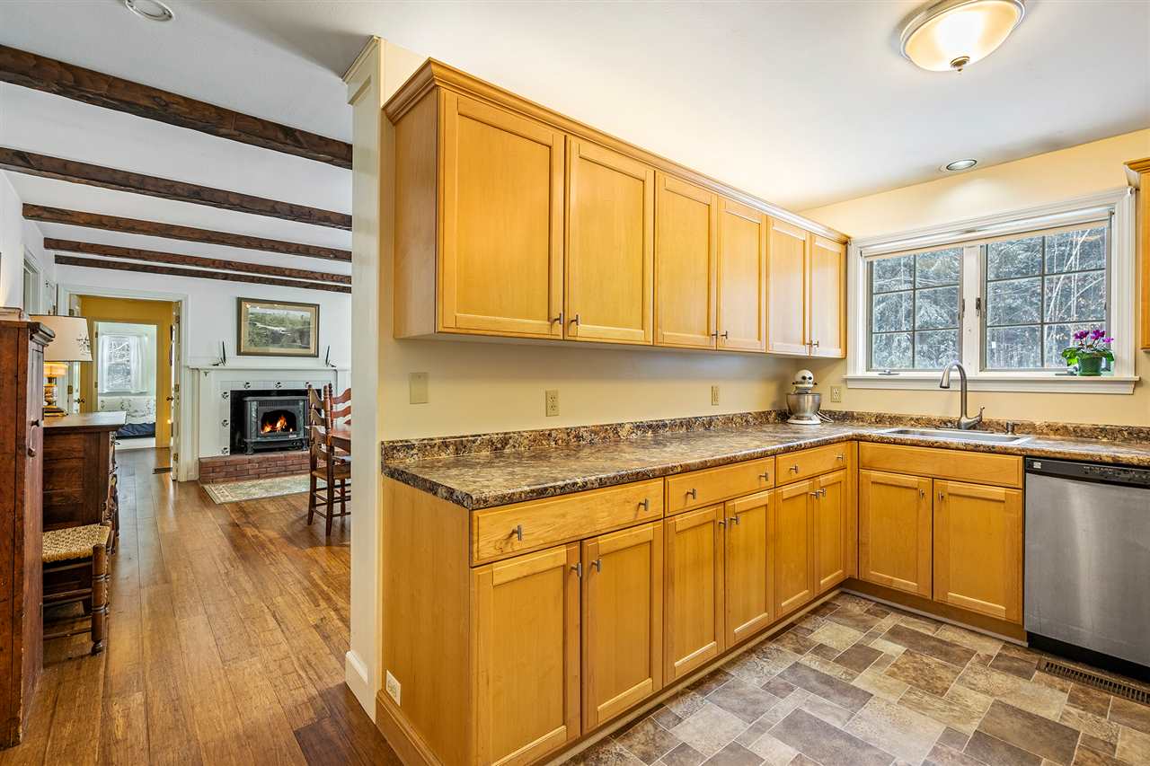 152 Ridge Road New London, NH 03257 - Photo 6 of 34