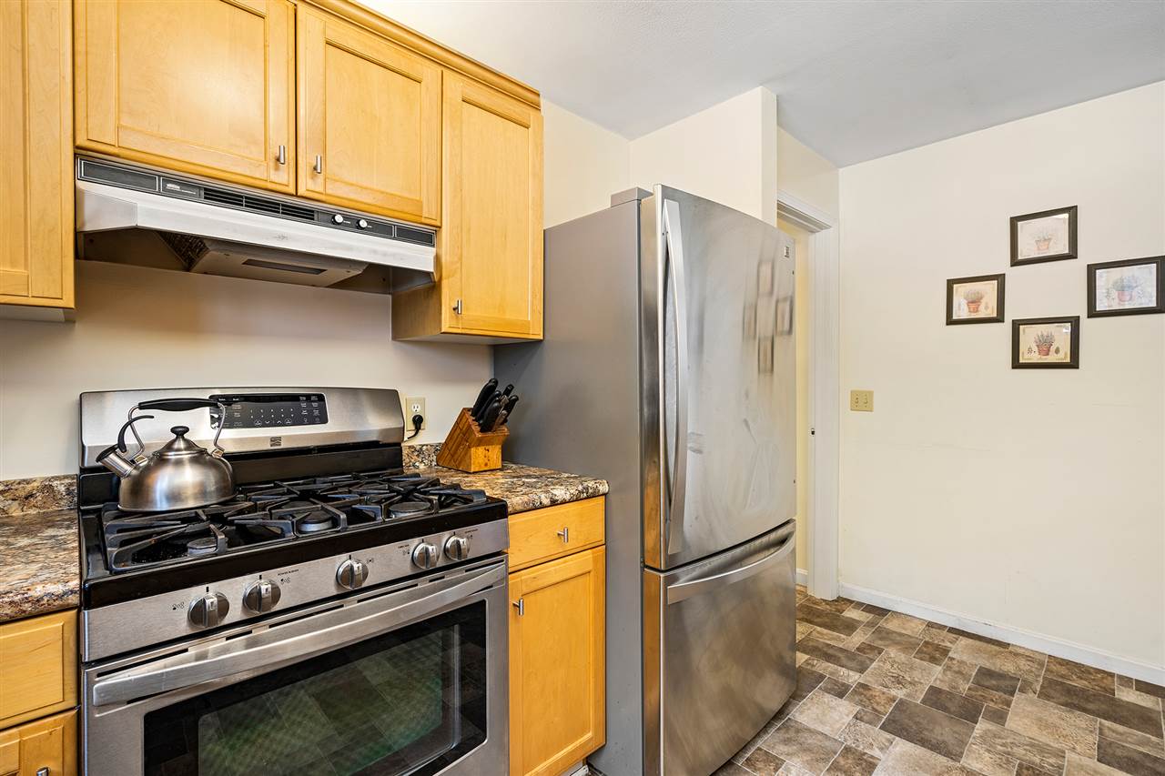 152 Ridge Road New London, NH 03257 - Photo 7 of 34