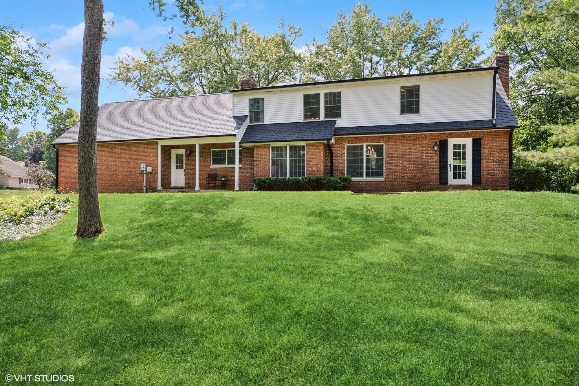 152 Guilford Road Valparaiso, IN 46385 - Photo 23 of 23 2000x1335