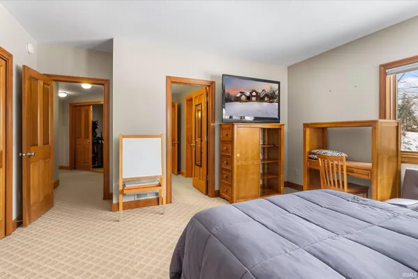 $699,000 | 1301 Turnberry Lane, Fort Wayne, IN 46814