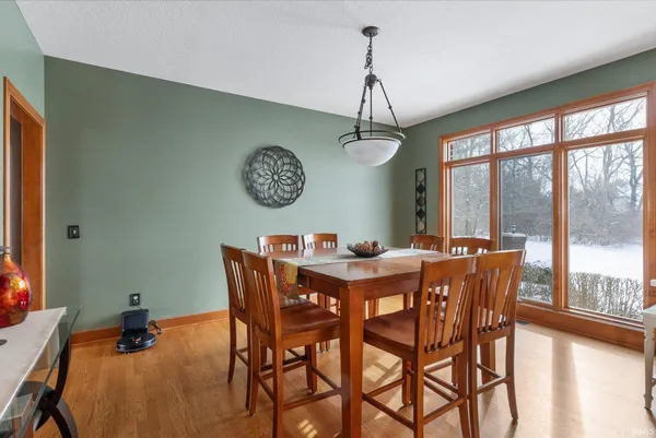 $699,000 | 1301 Turnberry Lane, Fort Wayne, IN 46814