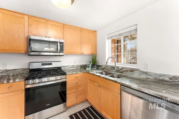 $335,000 | 419 Village Lane, Boise, ID 83702