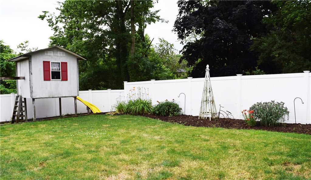 8819 Cheltenham Road Indianapolis, IN 46256 - Photo 23 of 24 Gallery Image 23