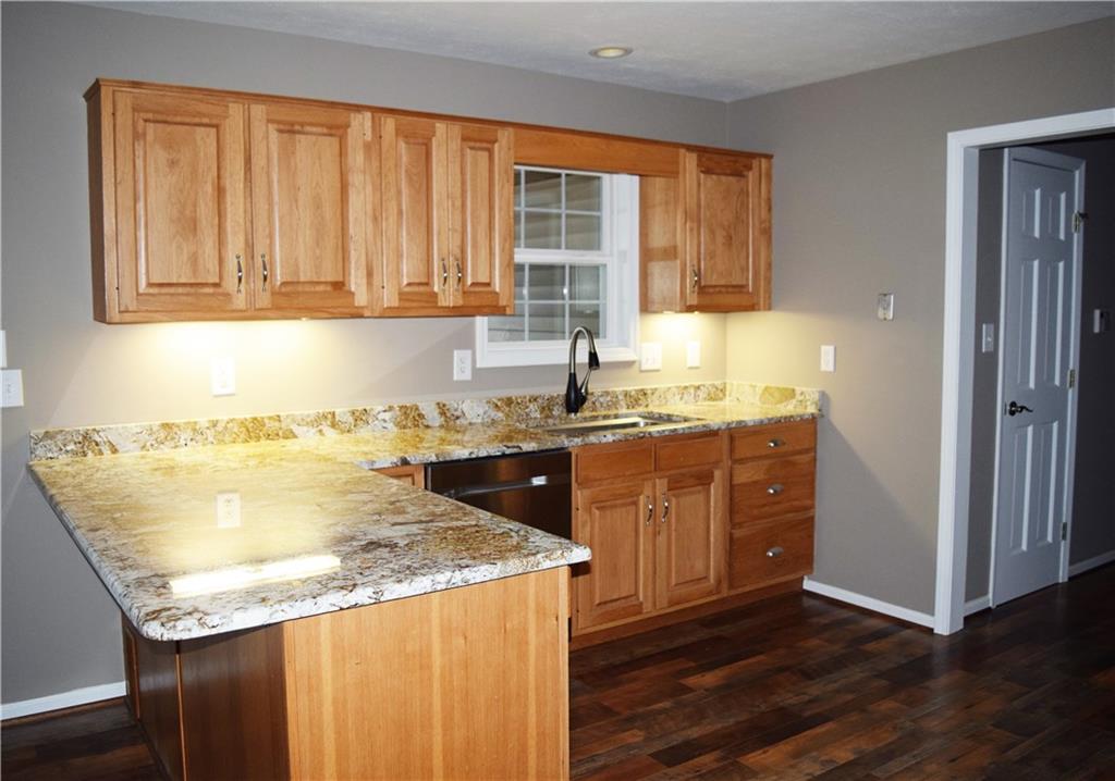 8819 Cheltenham Road Indianapolis, IN 46256 - Photo 7 of 24 Gallery Image 7