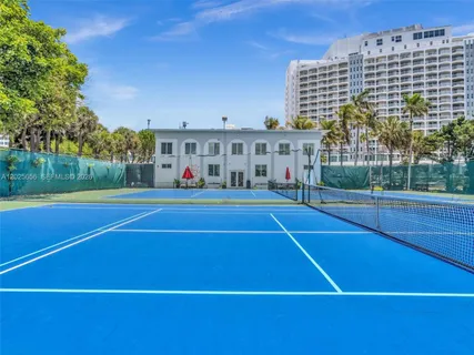 $570,000 | 5401 Collins Avenue, Unit 107, Miami Beach, FL 33140