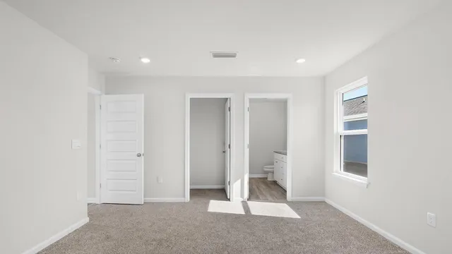 an empty room with a empty space