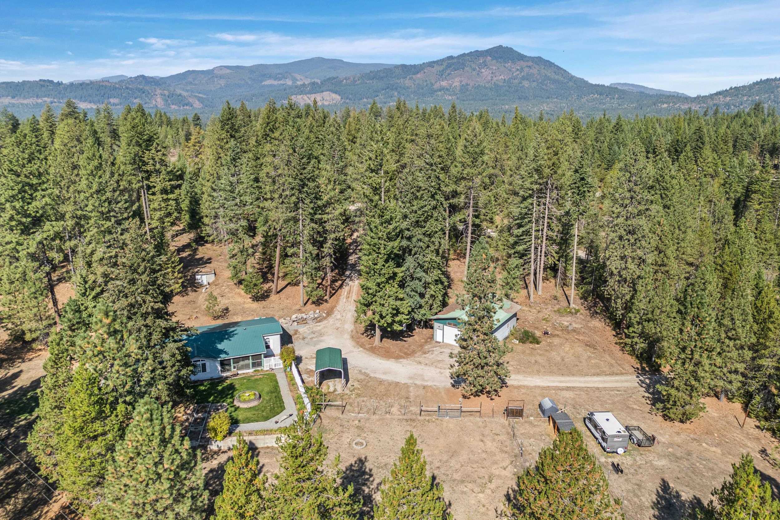 282 Balcom Road Newport, WA 99156 - Photo 3 of 48
