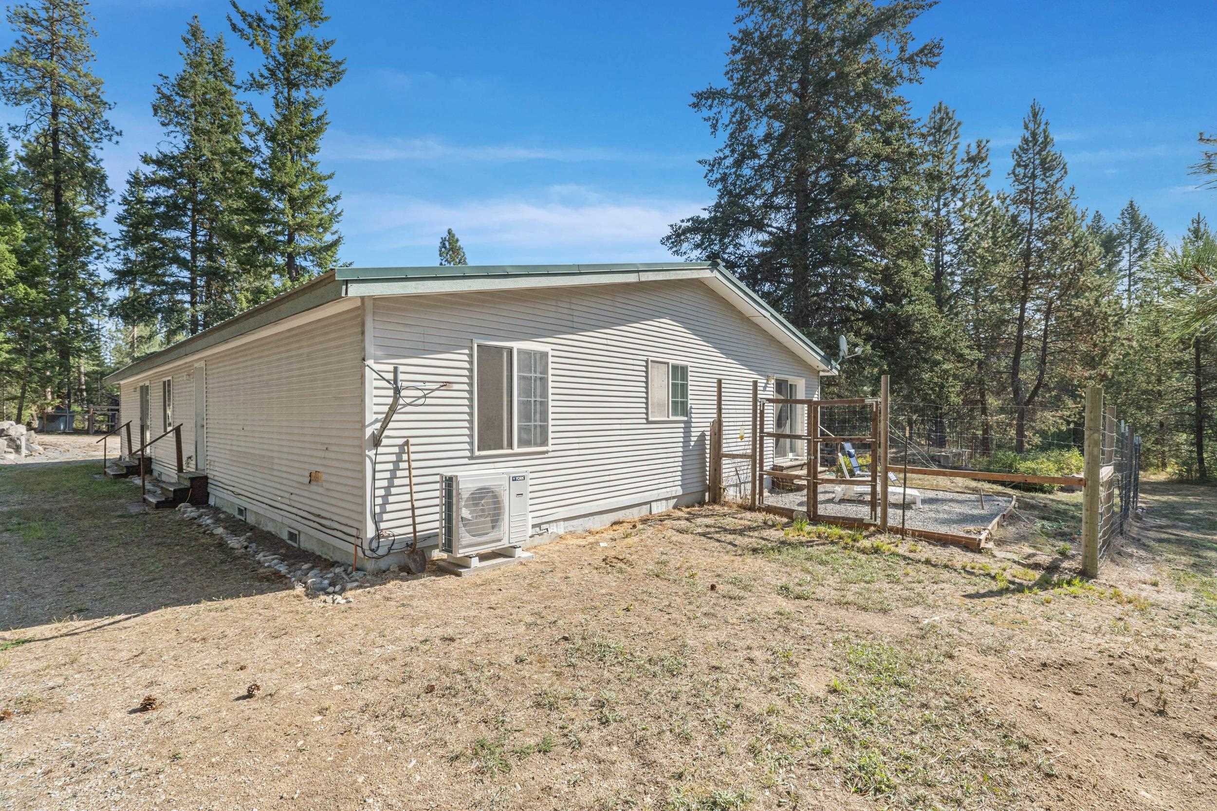 282 Balcom Road Newport, WA 99156 - Photo 38 of 48