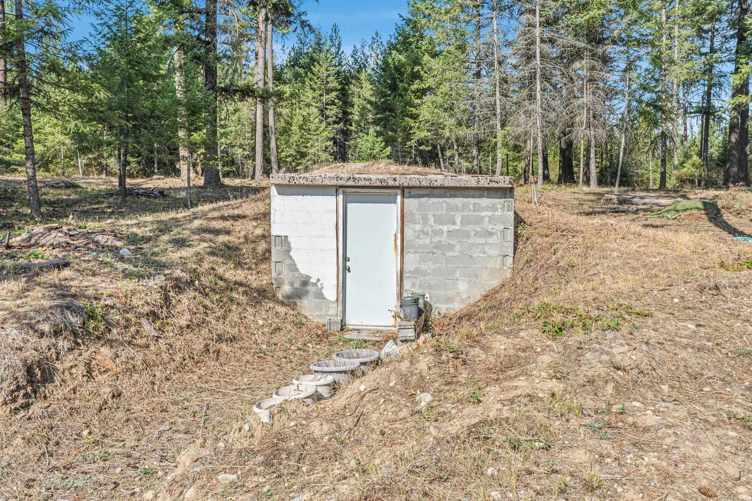282 Balcom Road Newport, WA 99156 - Photo 44 of 48