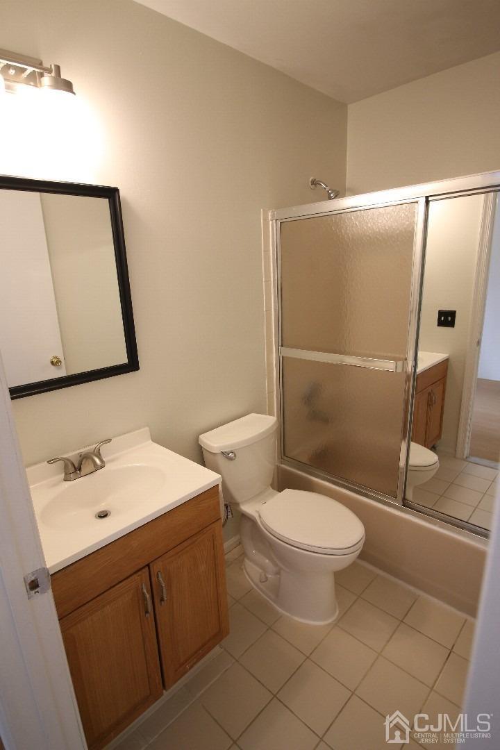 167 Salem Road North Brunswick, NJ 08902 - Photo 11 of 24 Gallery Image 11