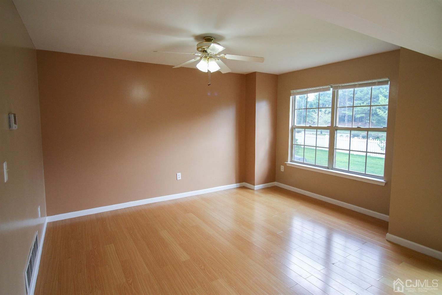 167 Salem Road North Brunswick, NJ 08902 - Photo 3 of 24 Gallery Image 3