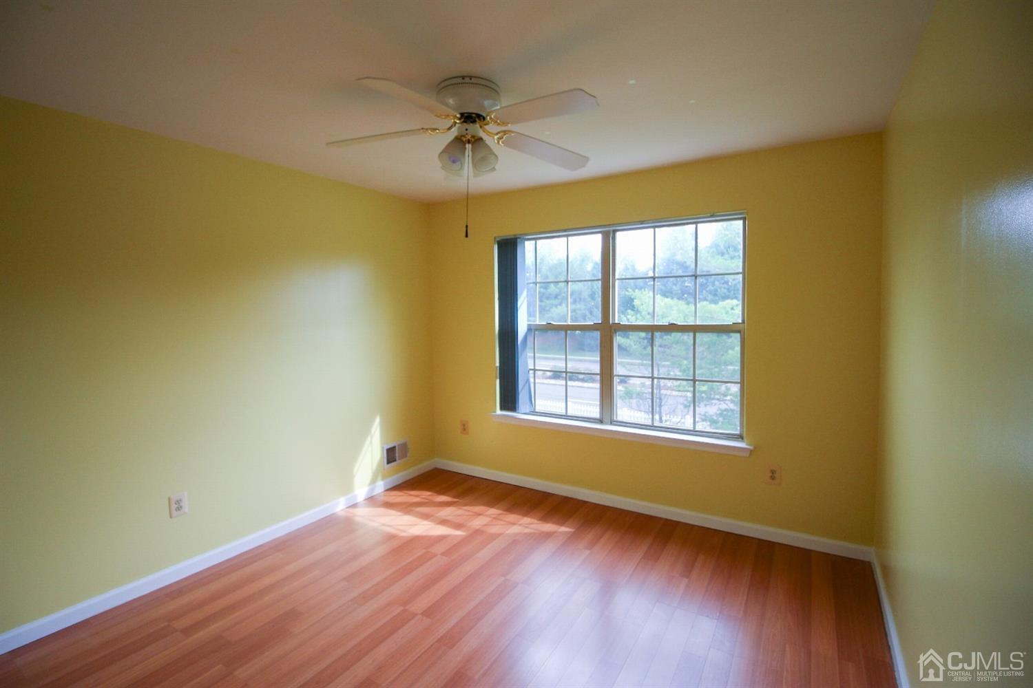 167 Salem Road North Brunswick, NJ 08902 - Photo 8 of 24 Gallery Image 8