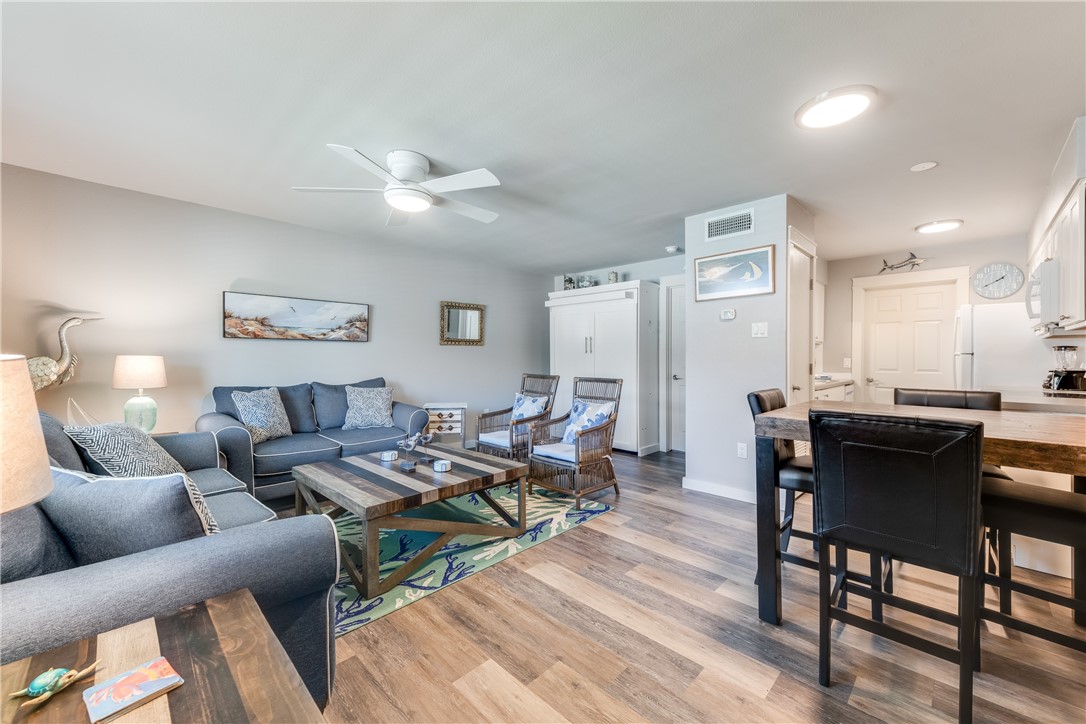 622 Beach Access Road, Unit 128 Port Aransas, TX 78373 - Photo 3 of 39