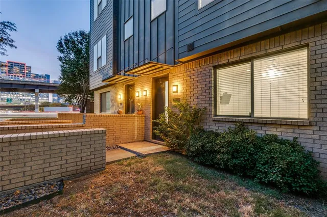 $516,000 | 3004 Zenia Drive, Dallas, TX 75204