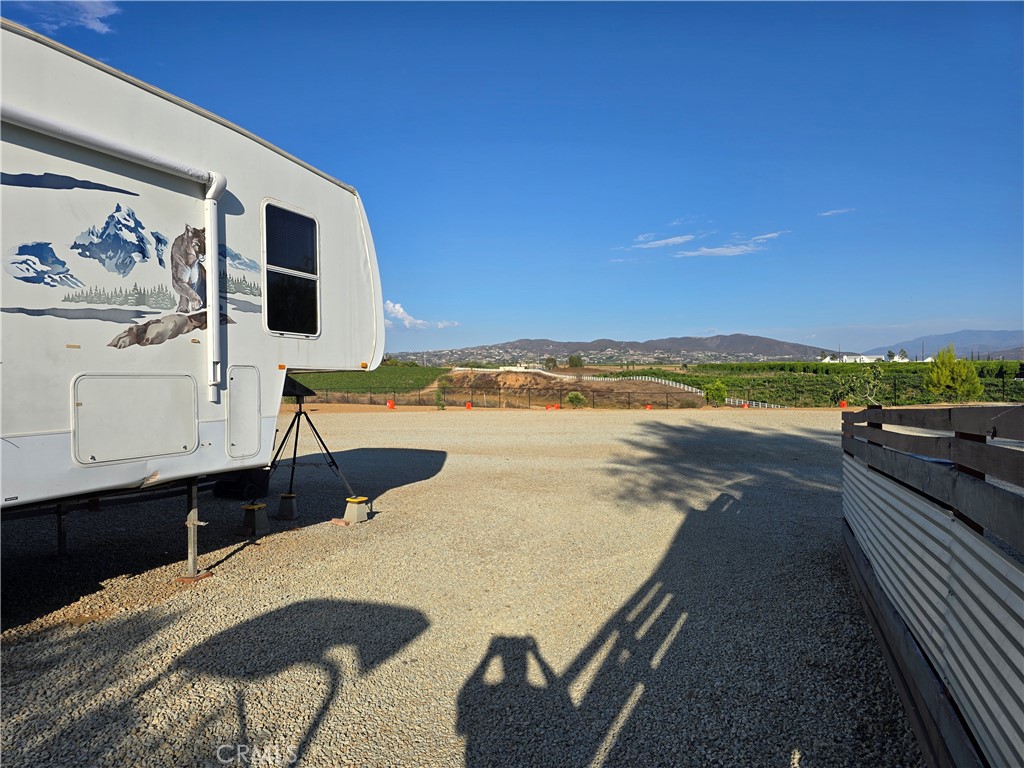 39815 Jeremiah Road Temecula, CA 92591 - Photo 3 of 29