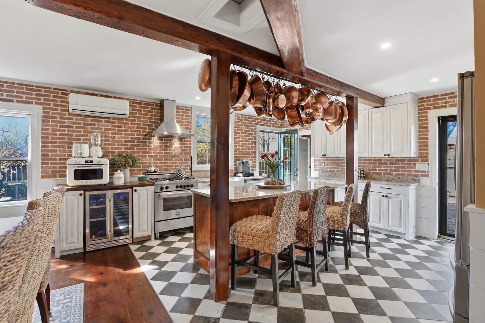 3 Cottage Court Nantucket, MA 02554 - Photo 9 of 41