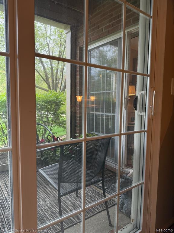 5349 Brookemonte Circle Rochester, MI 48306 - Photo 32 of 44