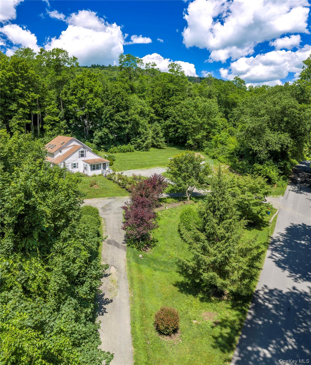 35 Gobblers Knob Road Pawling, NY 12564 - Photo 11 of 44