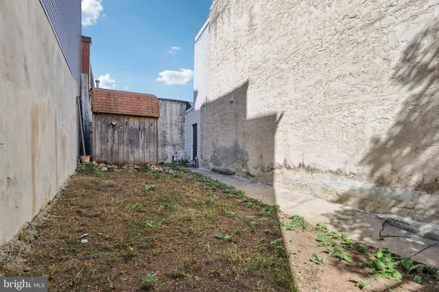 $135,000 | 2536 Emerald Street, Philadelphia, PA 19125