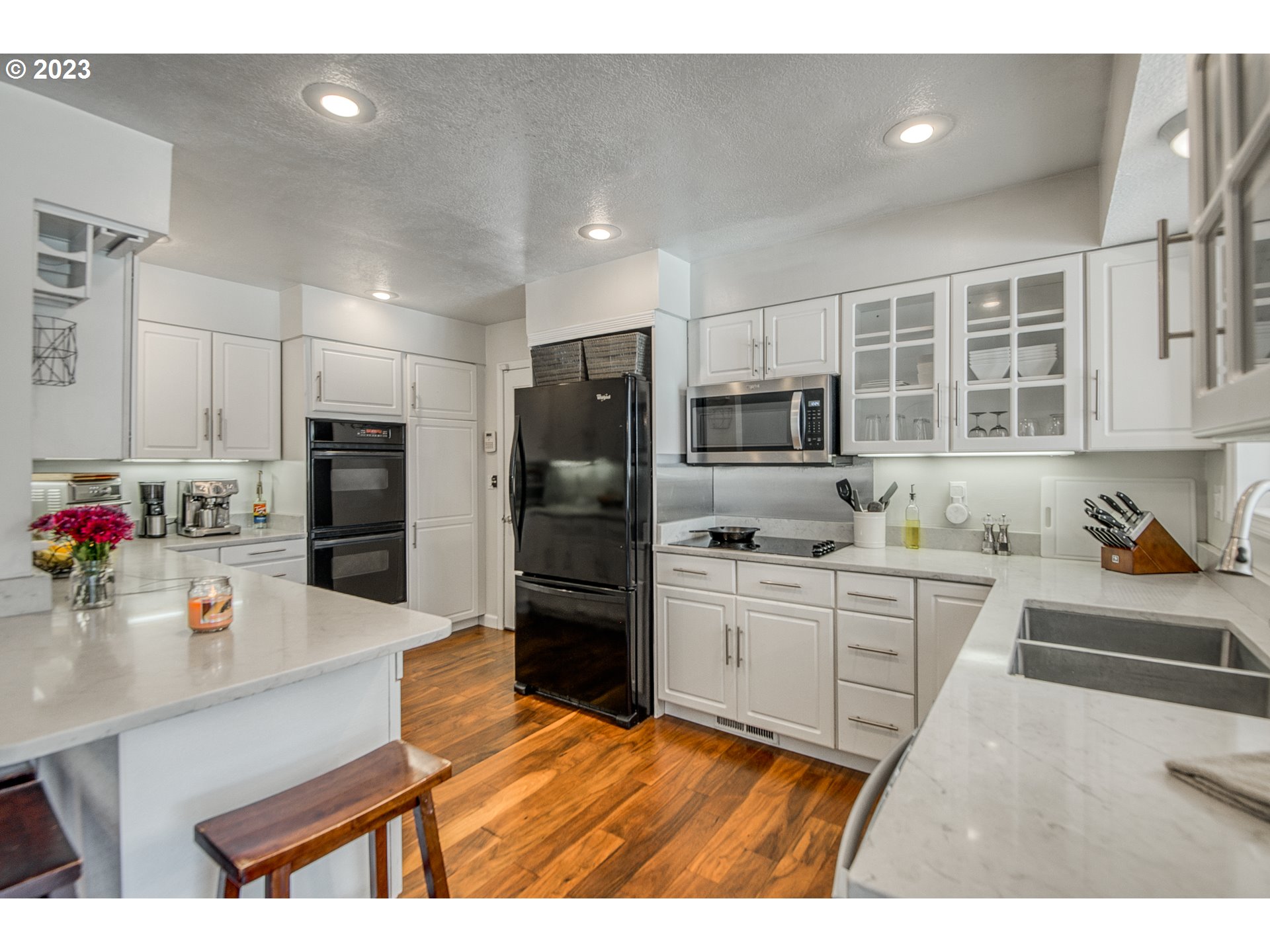 2425 Pacific Way Longview, WA 98632 - Photo 11 of 29 Gallery Image 11