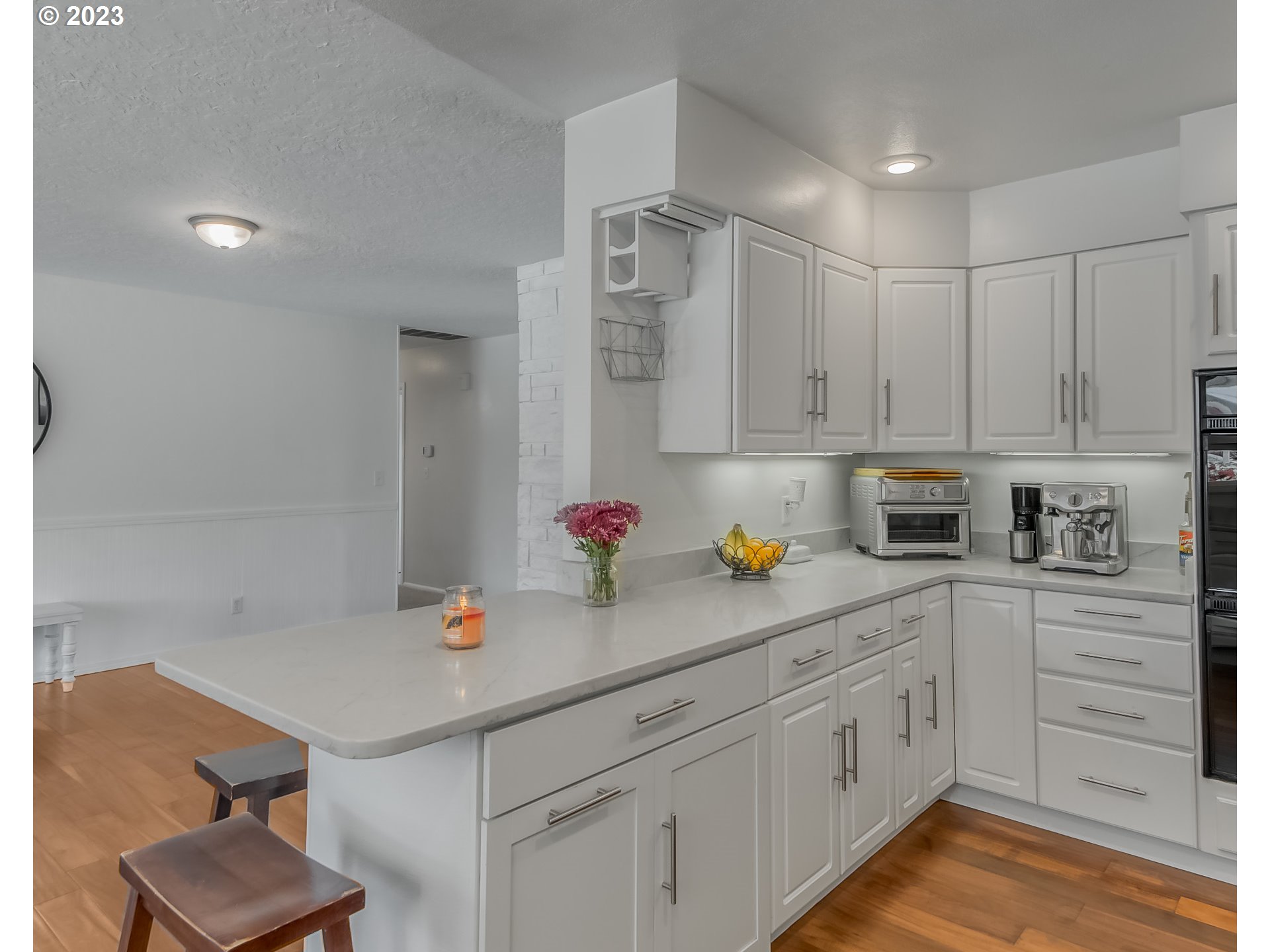 2425 Pacific Way Longview, WA 98632 - Photo 12 of 29 Gallery Image 12