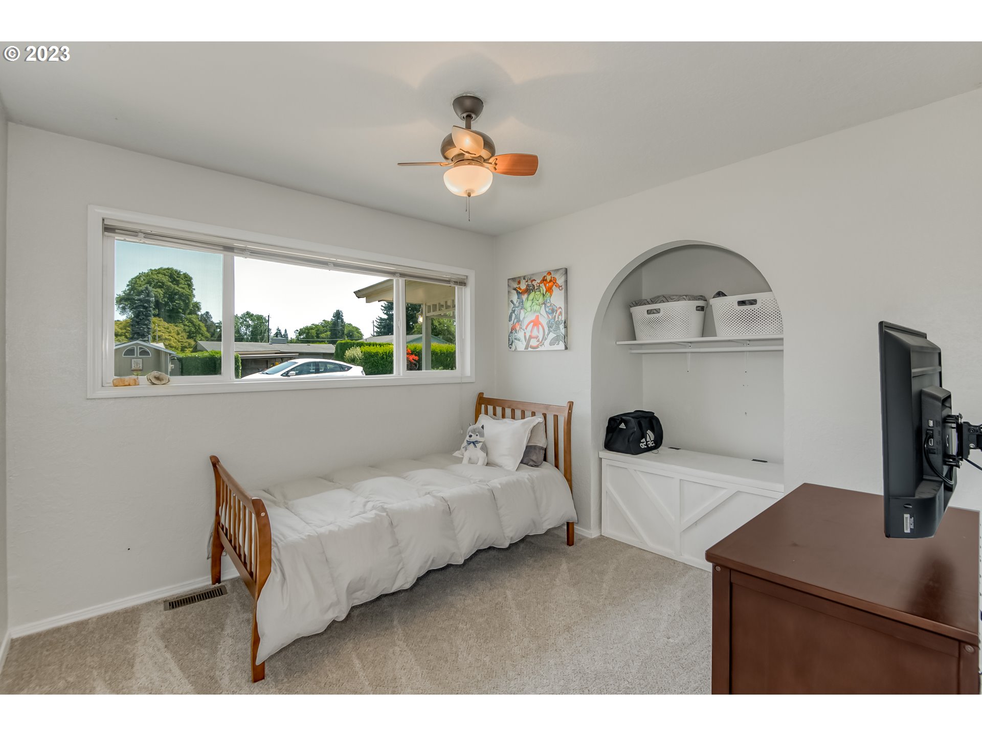 2425 Pacific Way Longview, WA 98632 - Photo 14 of 29 Gallery Image 14