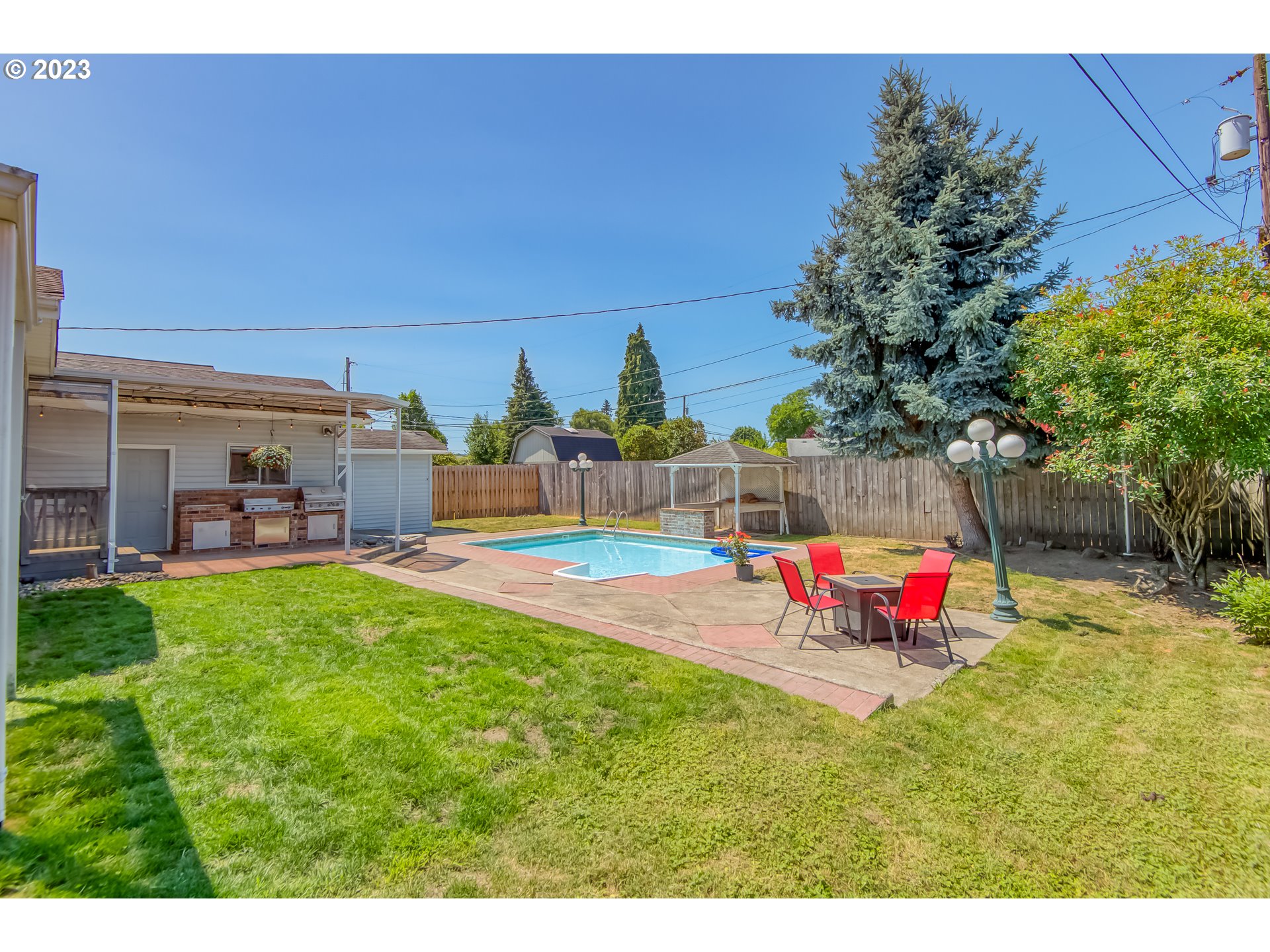 2425 Pacific Way Longview, WA 98632 - Photo 24 of 29 Gallery Image 24