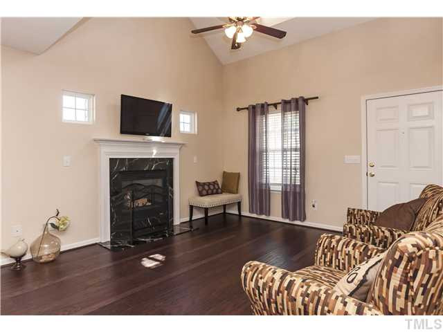 5529 Stewartby Drive Raleigh, NC 27613 - Photo 5 of 23 Photo 5