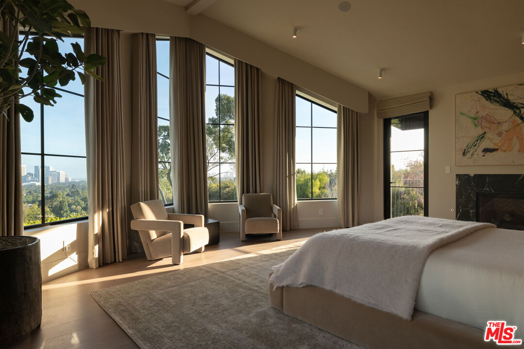 1122 La Altura Road Beverly Hills, CA 90210 - Photo 18 of 44