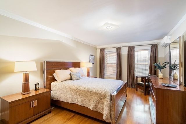 $2,475,000 | 142 St Botolph Street, Unit 1, Boston, MA 02115