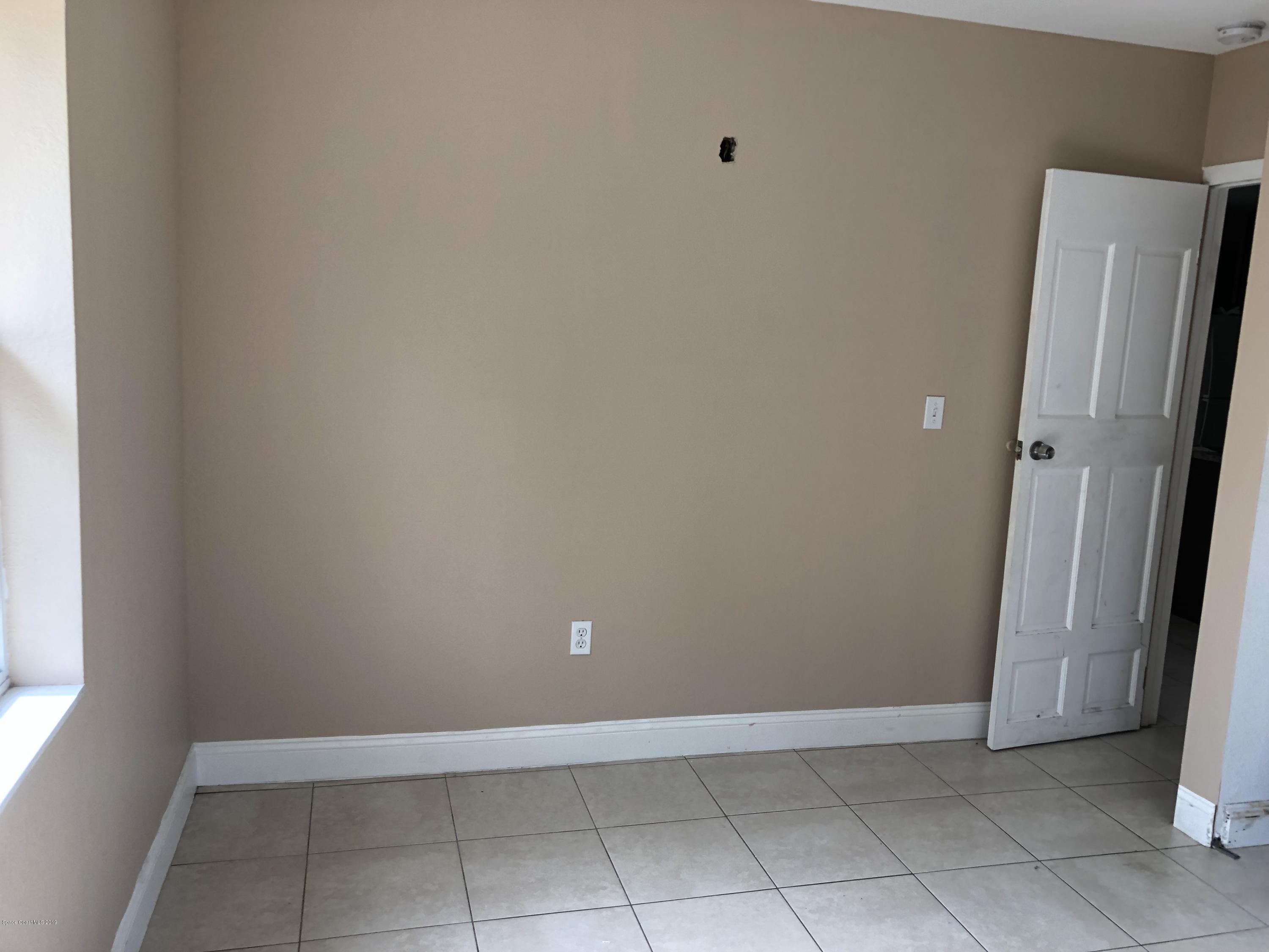 2188 Laden Road Melbourne, FL 32935 - Photo 6 of 6 IMG_2944