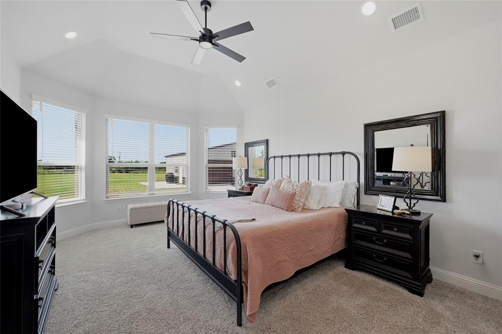 864 Shadow Valley Road Whitesboro, TX 76273 - Photo 21 of 40 Bedroom