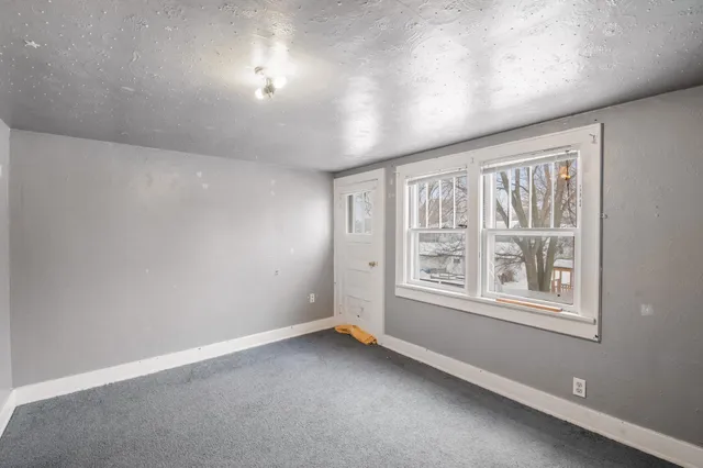 $200,000 | 202 Irene Street, Green Bay, WI 54302